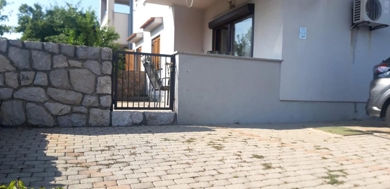 Apartman Lidija Linardići Exteriör bild