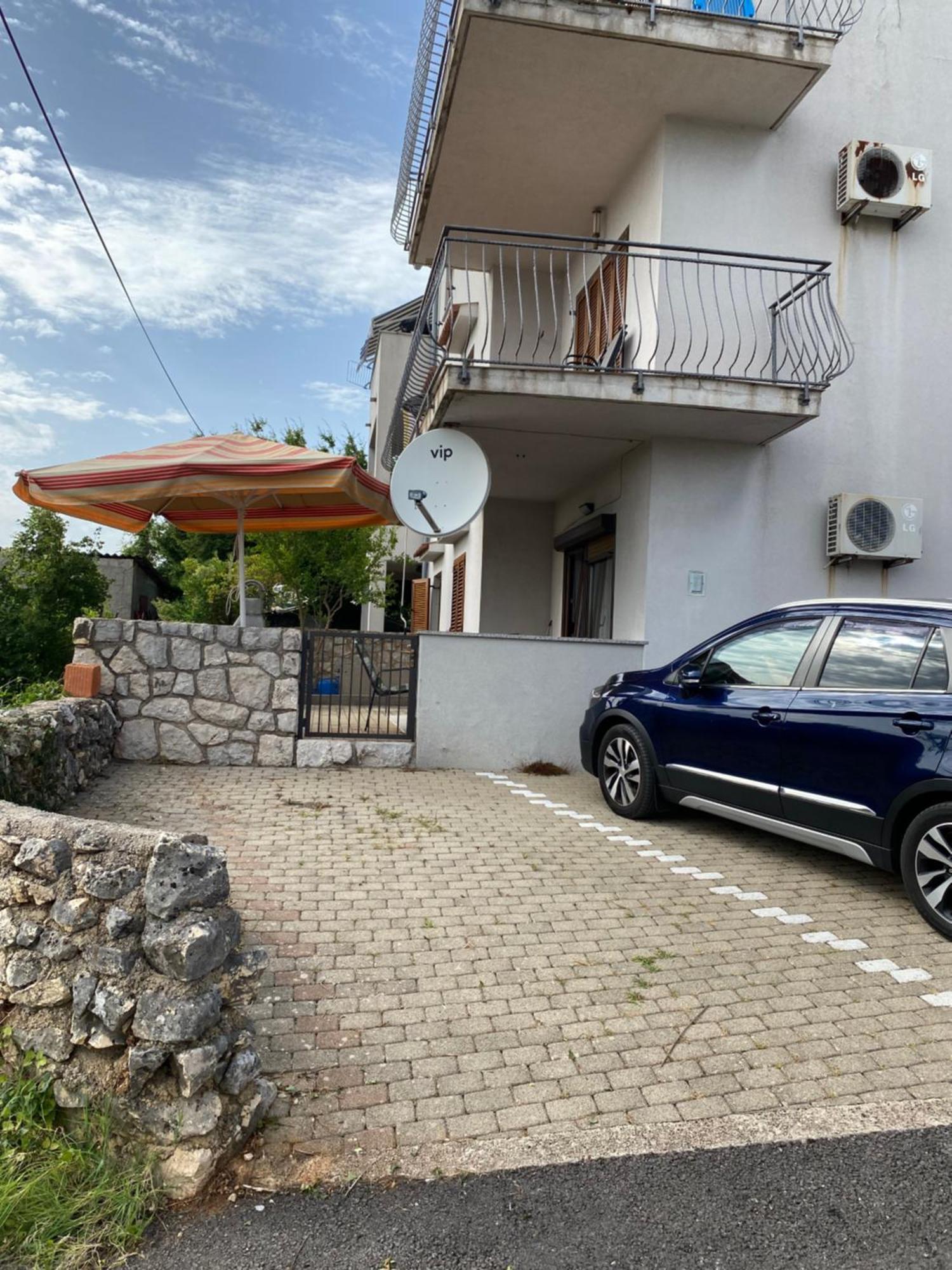 Apartman Lidija Linardići Exteriör bild