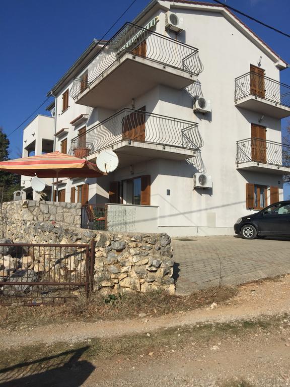 Apartman Lidija Linardići Exteriör bild