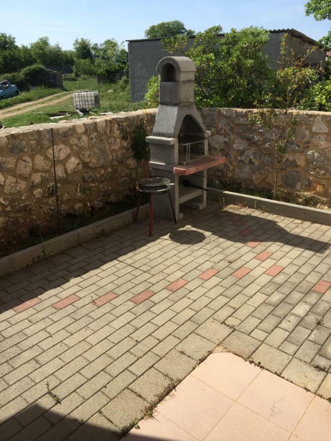 Apartman Lidija Linardići Exteriör bild